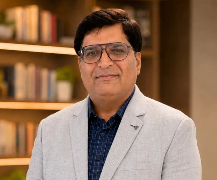 Mr. Sandeep Kamra
